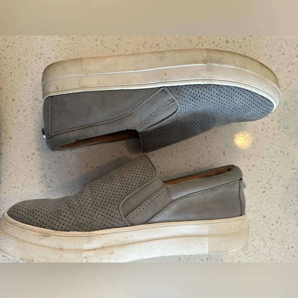 Steve Madden Shoes - Picture 3 of 7